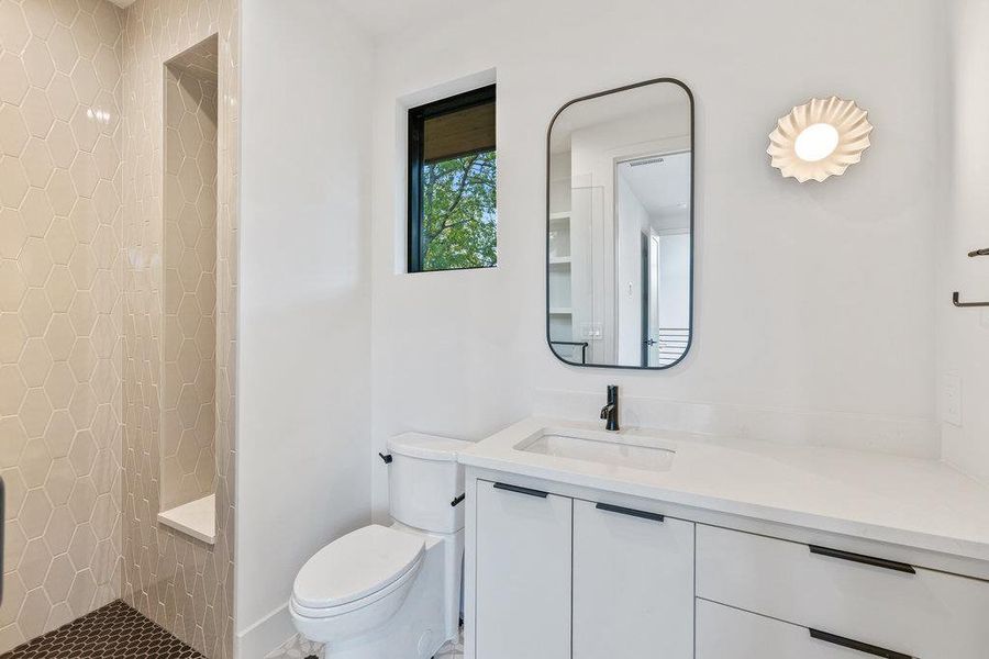 Furnished interior view inside a new home in , Austin (Image 30).