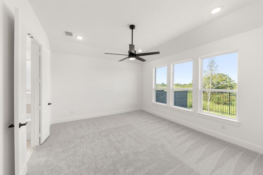 Spacious, unfurnished interior of a new home in Inspiration Collection at Union Park, Little Elm (Image 21).