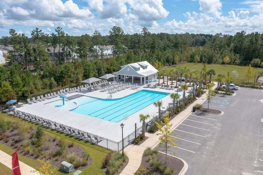 Community amenities in , Summerville (Image 42).