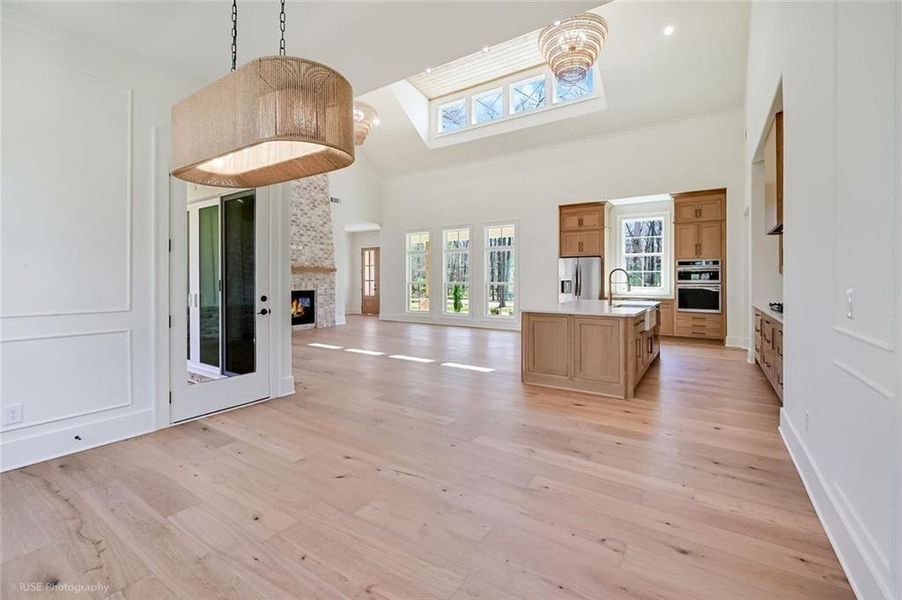 Spacious, unfurnished interior of a new home in , Jefferson (Image 15).