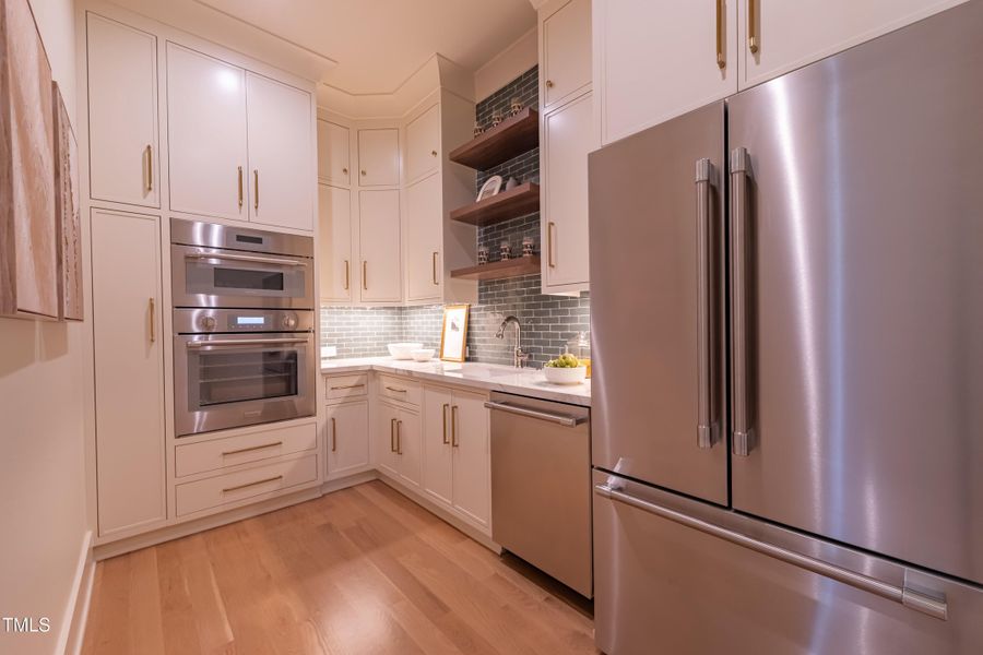 2E6A3025-HDR 2E6A3025-HDR