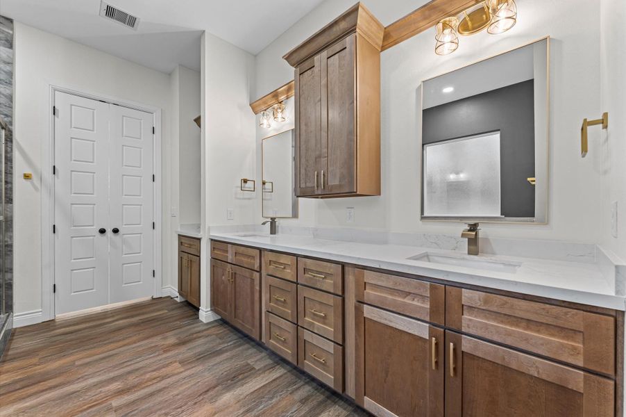 Master Bath Vanity