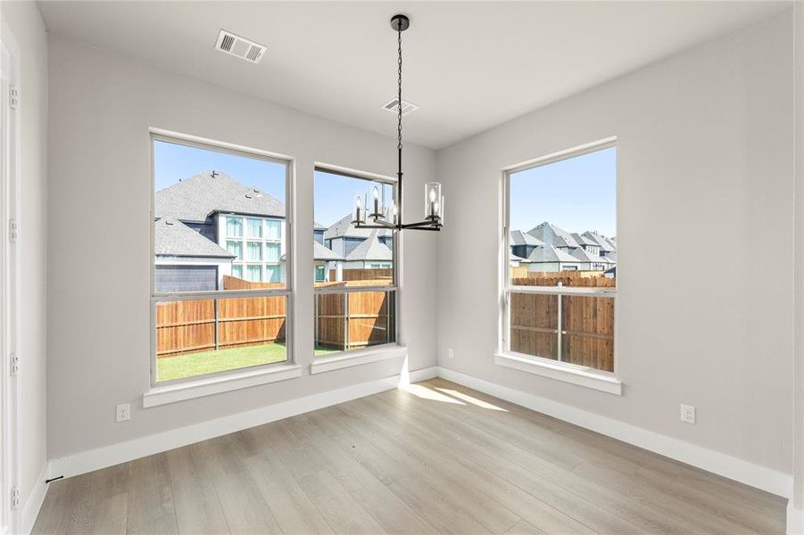 13. 12054 Willow Manor - Nook