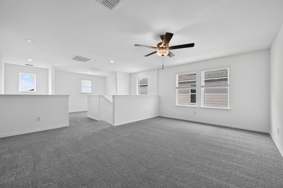 Spacious, unfurnished interior of a new home in River Ridge, Crandall (Image 24).