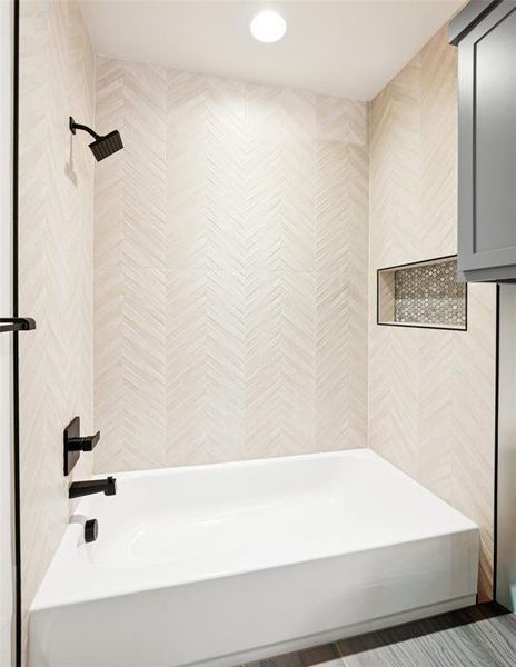 Image 40 of a home in .