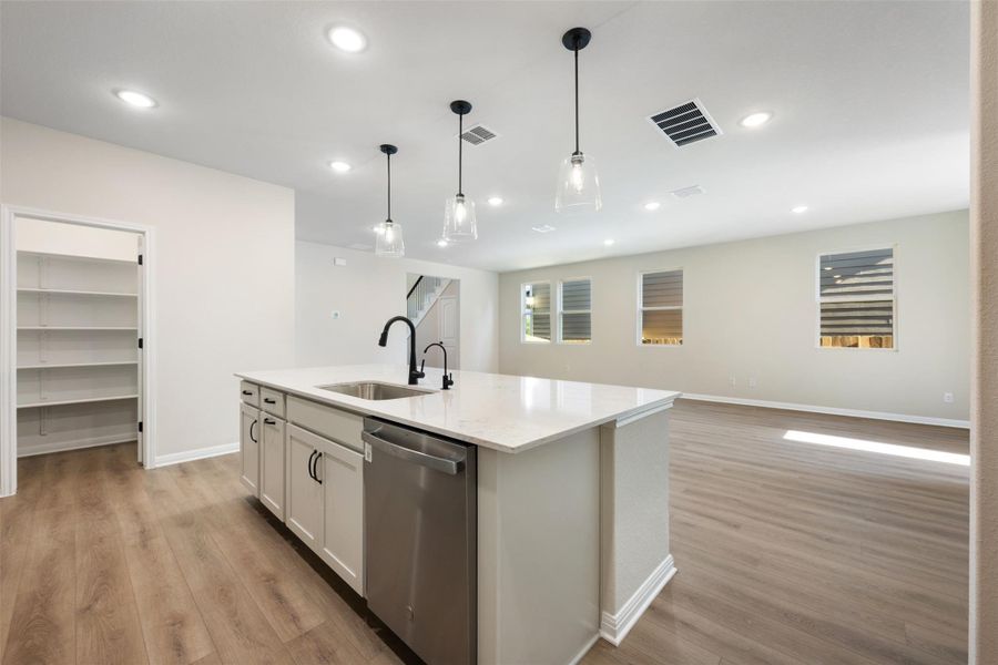 Representative images and renderings are for illustrative purposes. Actual structural options and design finishes of home may vary.