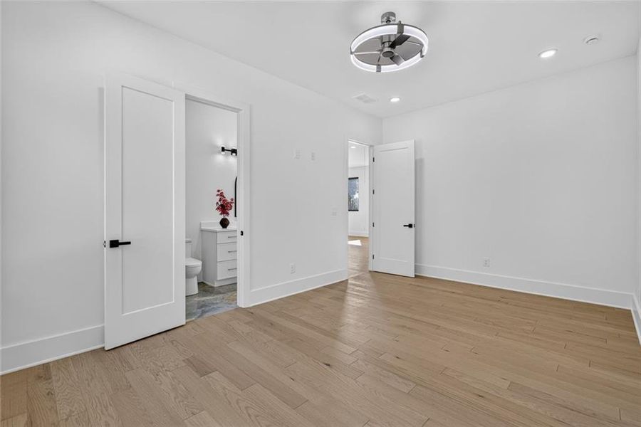 Spacious, unfurnished interior of a new home in , Auburn (Image 26). Spacious, unfurnished interior of a new home in , Auburn (Image 26).