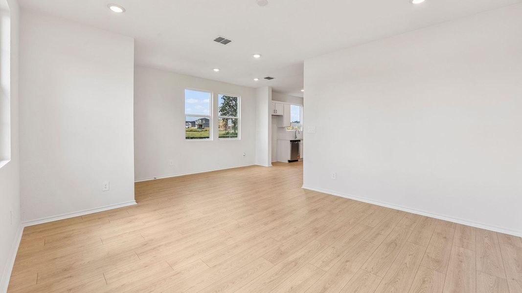 Spacious, unfurnished interior of a new home in Valverde, Bastrop (Image 33). Spacious, unfurnished interior of a new home in Valverde, Bastrop (Image 33).