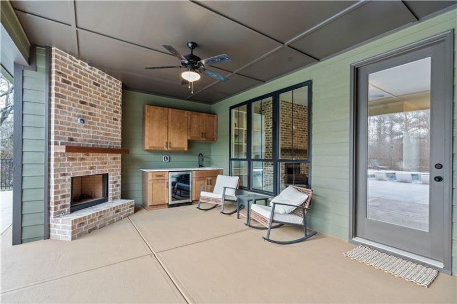Exterior details and patio area of a home in , Carrollton (Image 3).