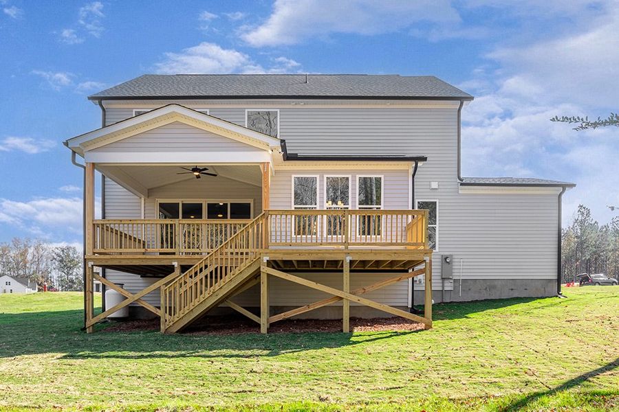 Representative exterior details of a home built from the The Hampton by RobuckHomes in Baylee Ridge, Selma (Image 52). Representative exterior details of a home built from the The Hampton by RobuckHomes in Baylee Ridge, Selma (Image 52).