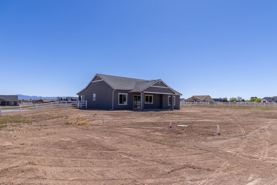 Image 36 of a home in Heritage Pointe.