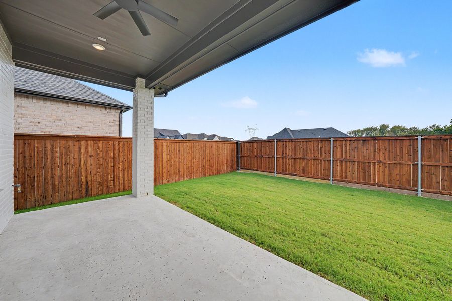 Exterior details and patio area of a home in Aster Park, McKinney (Image 3).