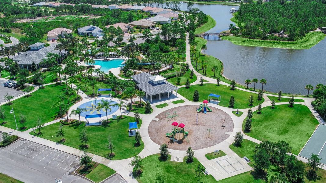 Community amenities in Grand Palm, Venice (Image 25).