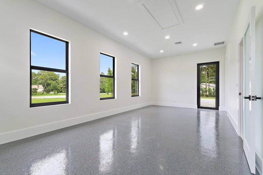 Image 97 of a home in .