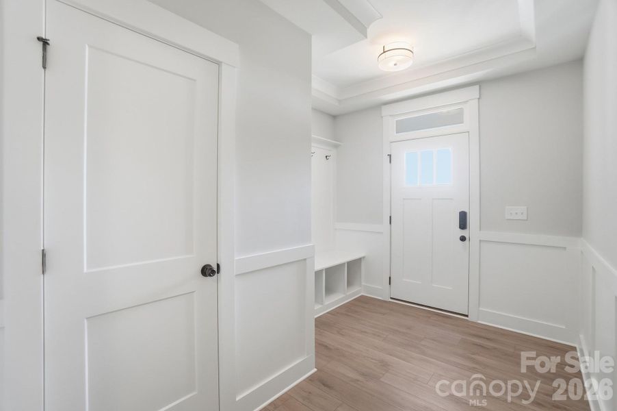 Spacious, unfurnished interior of a new home in Blythe Mill Townhomes, Waxhaw (Image 45).