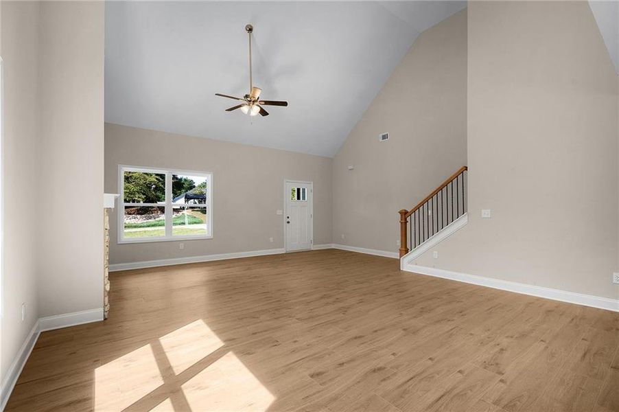 Spacious, unfurnished interior of a new home in , Calhoun (Image 14).