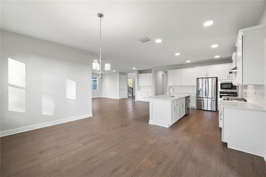 Spacious, unfurnished interior of a new home in , Winter Garden (Image 52). Spacious, unfurnished interior of a new home in , Winter Garden (Image 52).