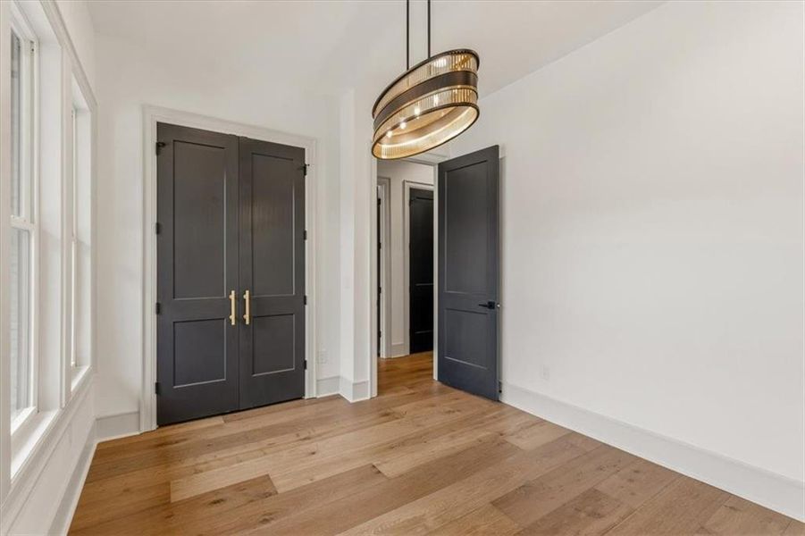 Spacious, unfurnished interior of a new home in , Taylorsville (Image 35).