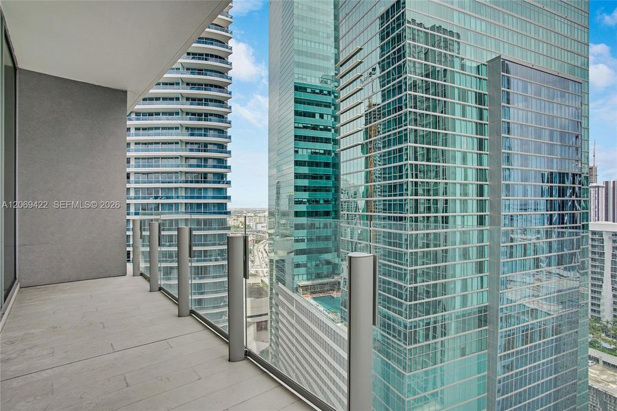 Condo located in Miami, FL showcasing its design and architecture (Image 3). Condo located in Miami, FL showcasing its design and architecture (Image 3).