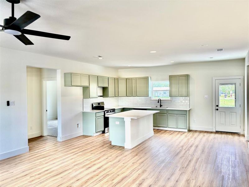 Furnished interior view inside a new home in , Lone Oak (Image 7).