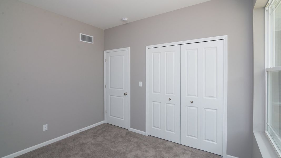 Representative unfurnished interior of a home built from the The Abington by Norfolk Homes in Valleys, Jackson (Image 72).