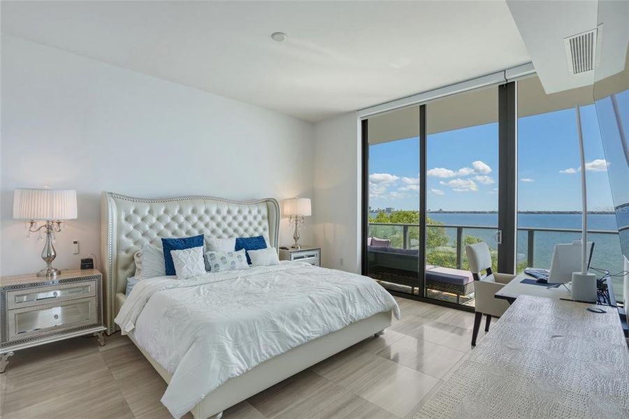 Furnished interior view inside a new home in , Tampa (Image 43).