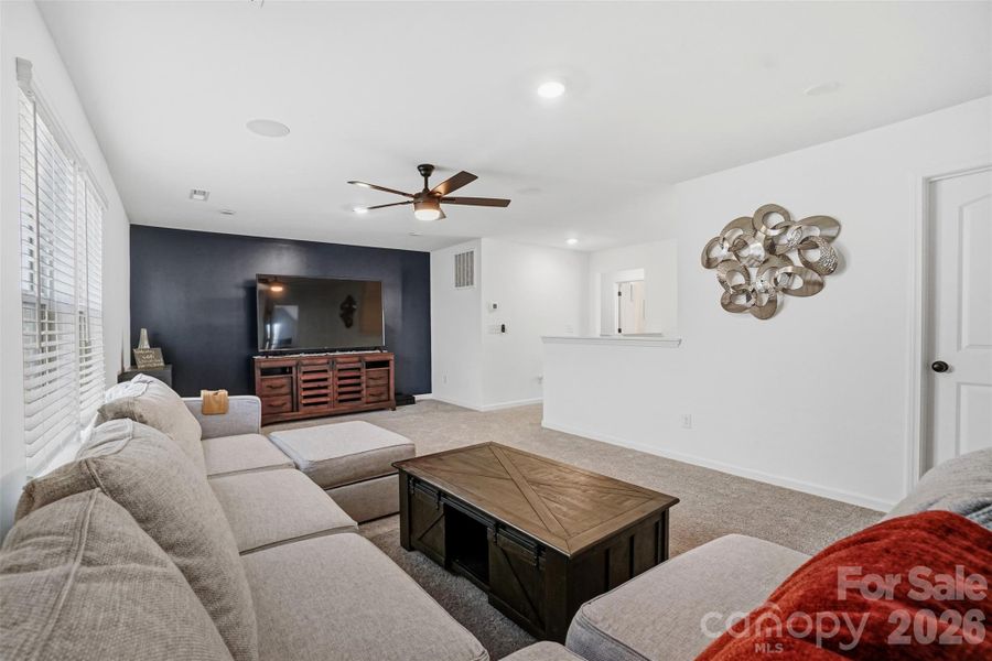 Furnished interior view inside a new home in Edgewater Lakeview On Your Lot, Lancaster (Image 31). Furnished interior view inside a new home in Edgewater Lakeview On Your Lot, Lancaster (Image 31).