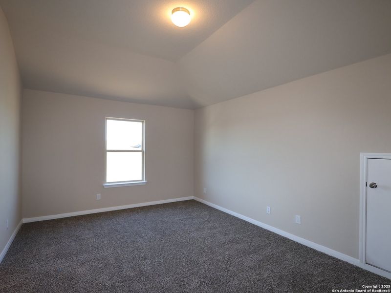 Spacious, unfurnished interior of a new home in Park Place, New Braunfels (Image 18). Spacious, unfurnished interior of a new home in Park Place, New Braunfels (Image 18).