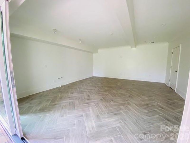 Spacious, unfurnished interior of a new home in , Charlotte (Image 39).