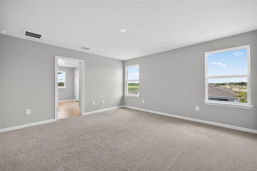 Spacious, unfurnished interior of a new home in Crosswind Ranch, Parrish (Image 28). Spacious, unfurnished interior of a new home in Crosswind Ranch, Parrish (Image 28).