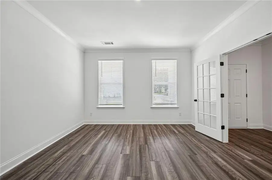 Spacious, unfurnished interior of a new home in Auburn Glen, Dacula (Image 30).