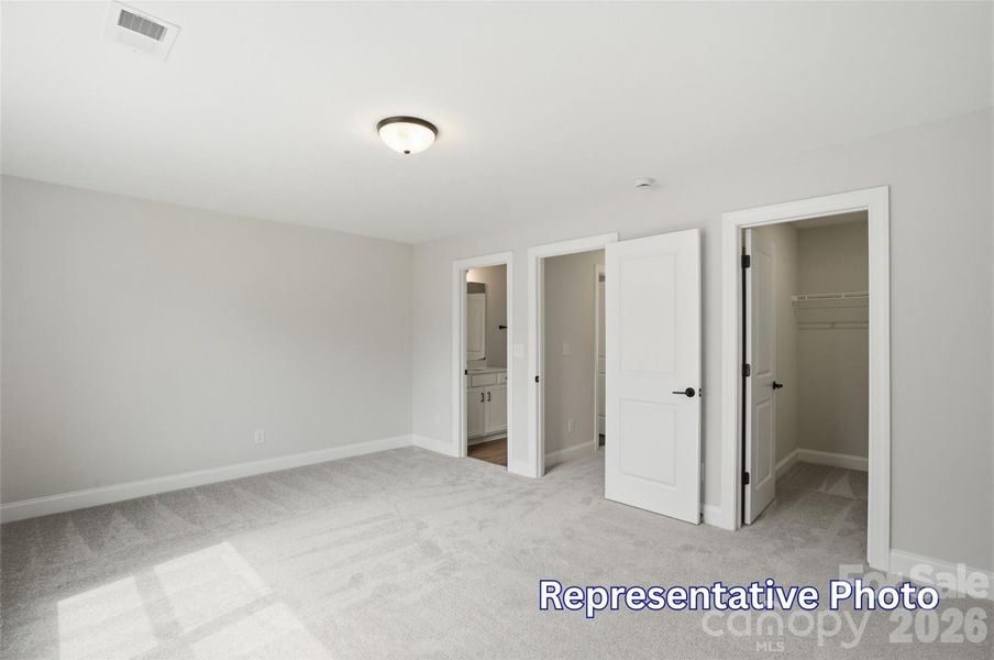 Spacious, unfurnished interior of a new home in Enclave at Riverdale, Huntersville (Image 29).