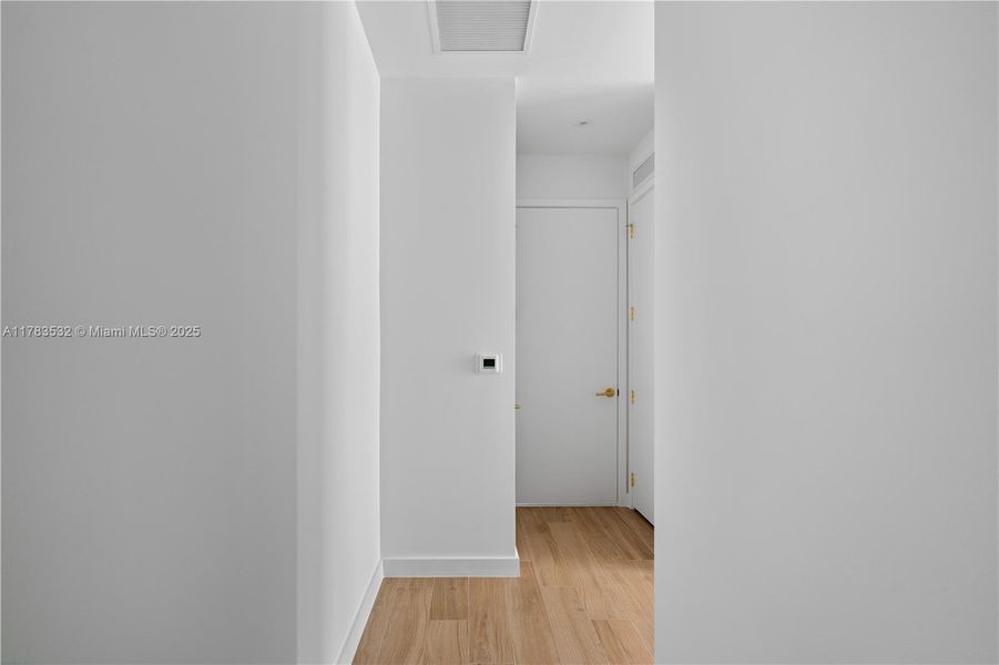 Spacious, unfurnished interior of a new home in Mr. C Residences, Miami (Image 22).