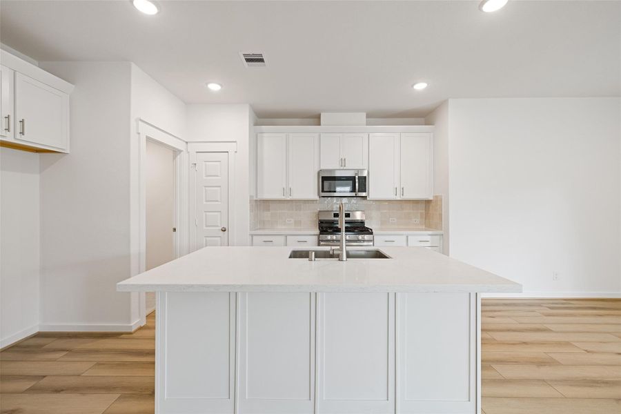 Furnished interior view inside a new home in Sunterra, Katy (Image 5). Furnished interior view inside a new home in Sunterra, Katy (Image 5).