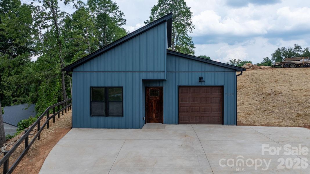 Front exterior of a new home in , Lenoir, NC, highlighting curb appeal (Image 1). Front exterior of a new home in , Lenoir, NC, highlighting curb appeal (Image 1).