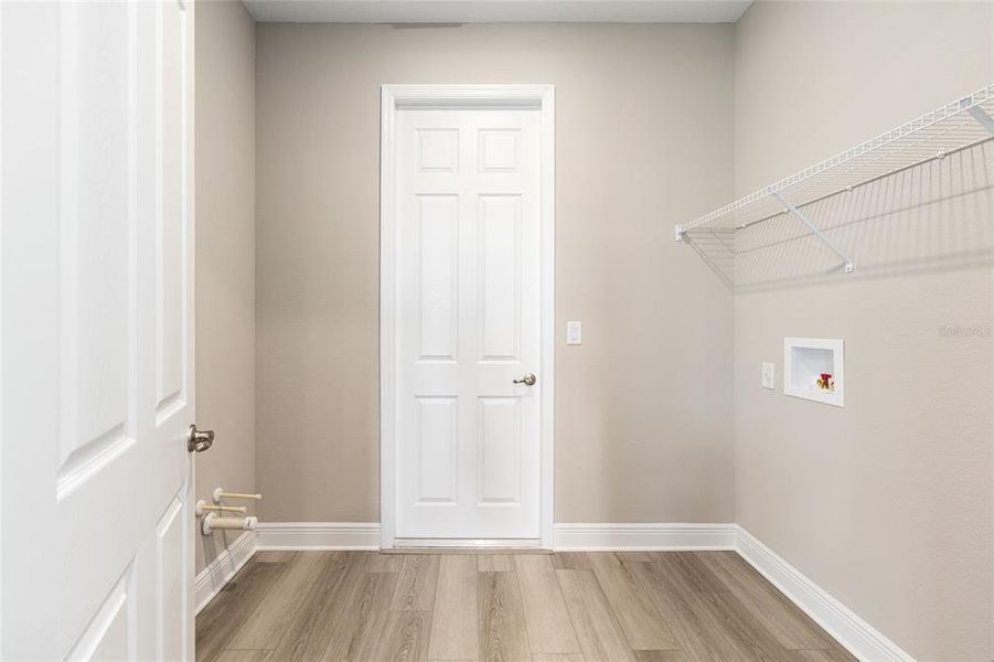 Spacious, unfurnished interior of a new home in , Ocala (Image 35).