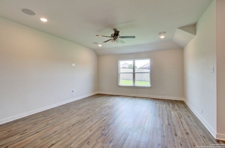 Spacious, unfurnished interior of a new home in Westridge - Premier, San Antonio (Image 11). Spacious, unfurnished interior of a new home in Westridge - Premier, San Antonio (Image 11).