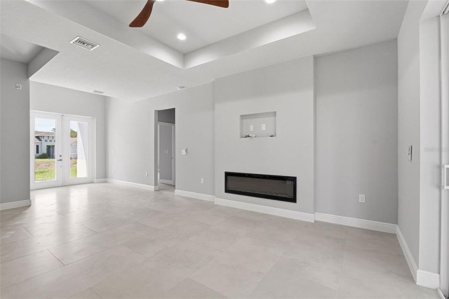 Spacious, unfurnished interior of a new home in , North Port (Image 29).