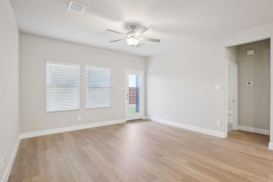 Spacious, unfurnished interior of a new home in Parks at Foster Crossing - Spring Series, Anna (Image 20).