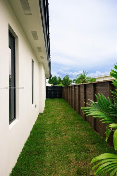Front exterior of a new home in , Miami, FL, highlighting curb appeal (Image 21).