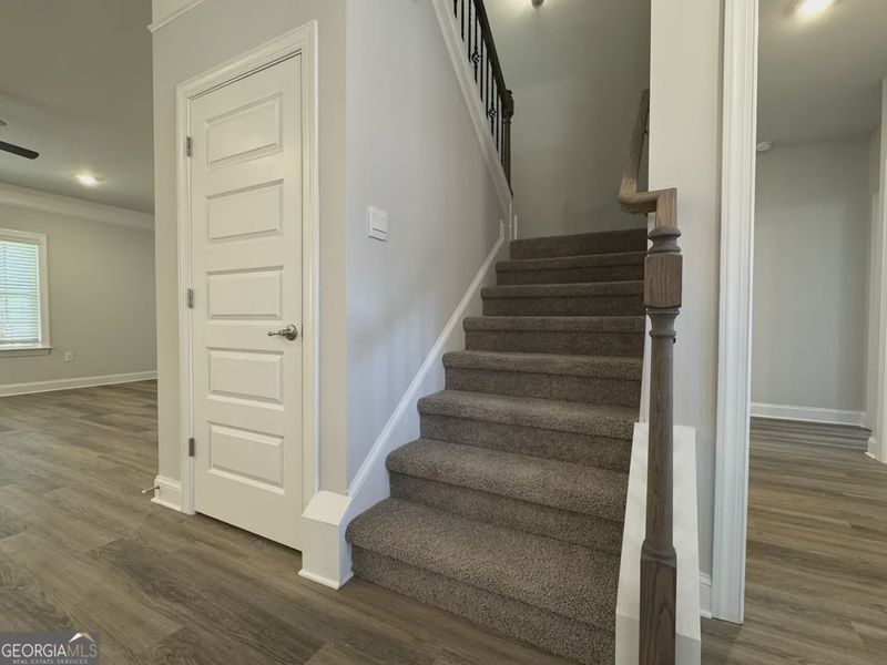 Spacious, unfurnished interior of a new home in Tuscany Hills, Douglasville (Image 22). Spacious, unfurnished interior of a new home in Tuscany Hills, Douglasville (Image 22).