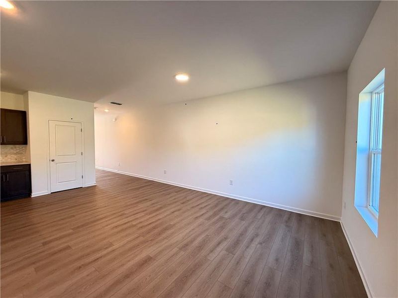 Spacious, unfurnished interior of a new home in Leydenview, Mableton (Image 18). Spacious, unfurnished interior of a new home in Leydenview, Mableton (Image 18).