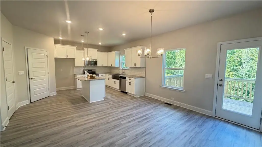 Image 43 of a home in Habersham Meadows.
