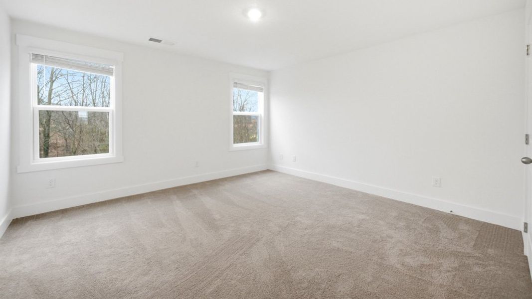 Spacious, unfurnished interior of a new home in Keebler Meadows, Johnson City (Image 25).