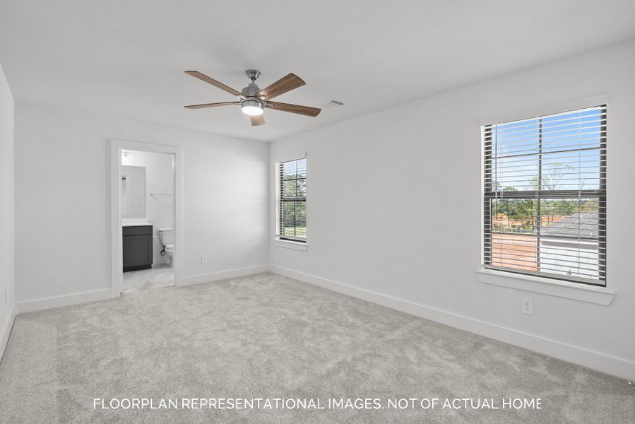 Spacious, unfurnished interior of a new home in Lone Star Landing, Montgomery (Image 11).