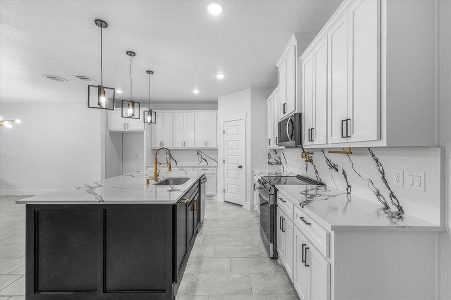 Furnished interior view inside a new home in , Fort Worth (Image 12). Furnished interior view inside a new home in , Fort Worth (Image 12).