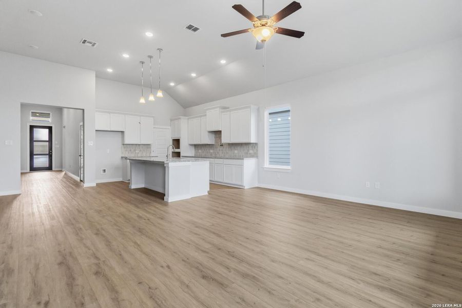 Spacious, unfurnished interior of a new home in Cordova Crossing, Seguin (Image 22).