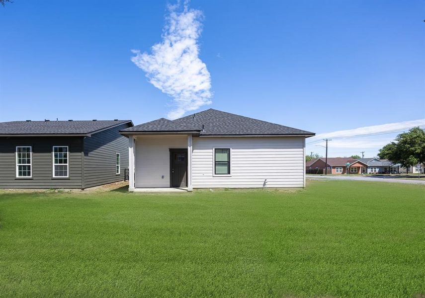 Exterior details and patio area of a home in , Fort Worth (Image 3). Exterior details and patio area of a home in , Fort Worth (Image 3).