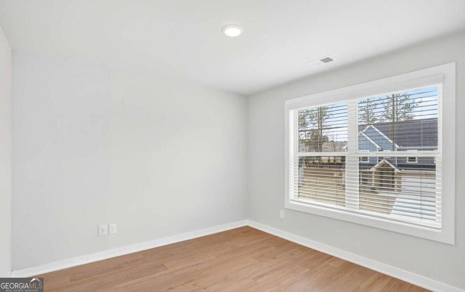 Spacious, unfurnished interior of a new home in Patillo Manor, Stockbridge (Image 9).