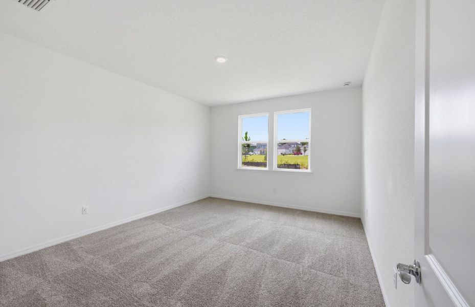 Spacious, unfurnished interior of a new home in Hyland Trail, Green Cove Springs (Image 15). Spacious, unfurnished interior of a new home in Hyland Trail, Green Cove Springs (Image 15).
